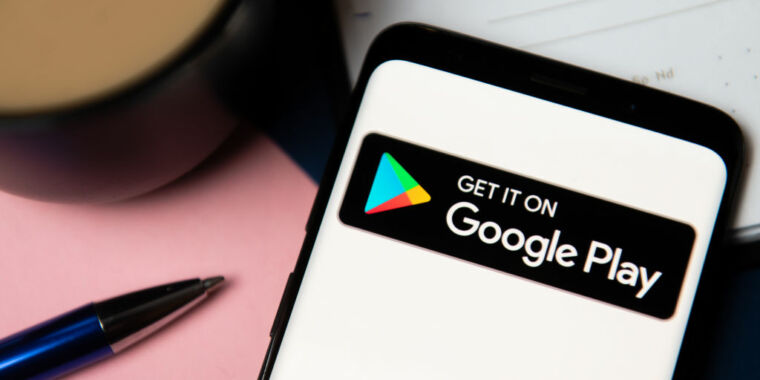 apps-with-5-8-million-google-play-downloads-stole-users-facebook-passwords Apps with 5.8 million Google Play downloads stole users’ Facebook passwords