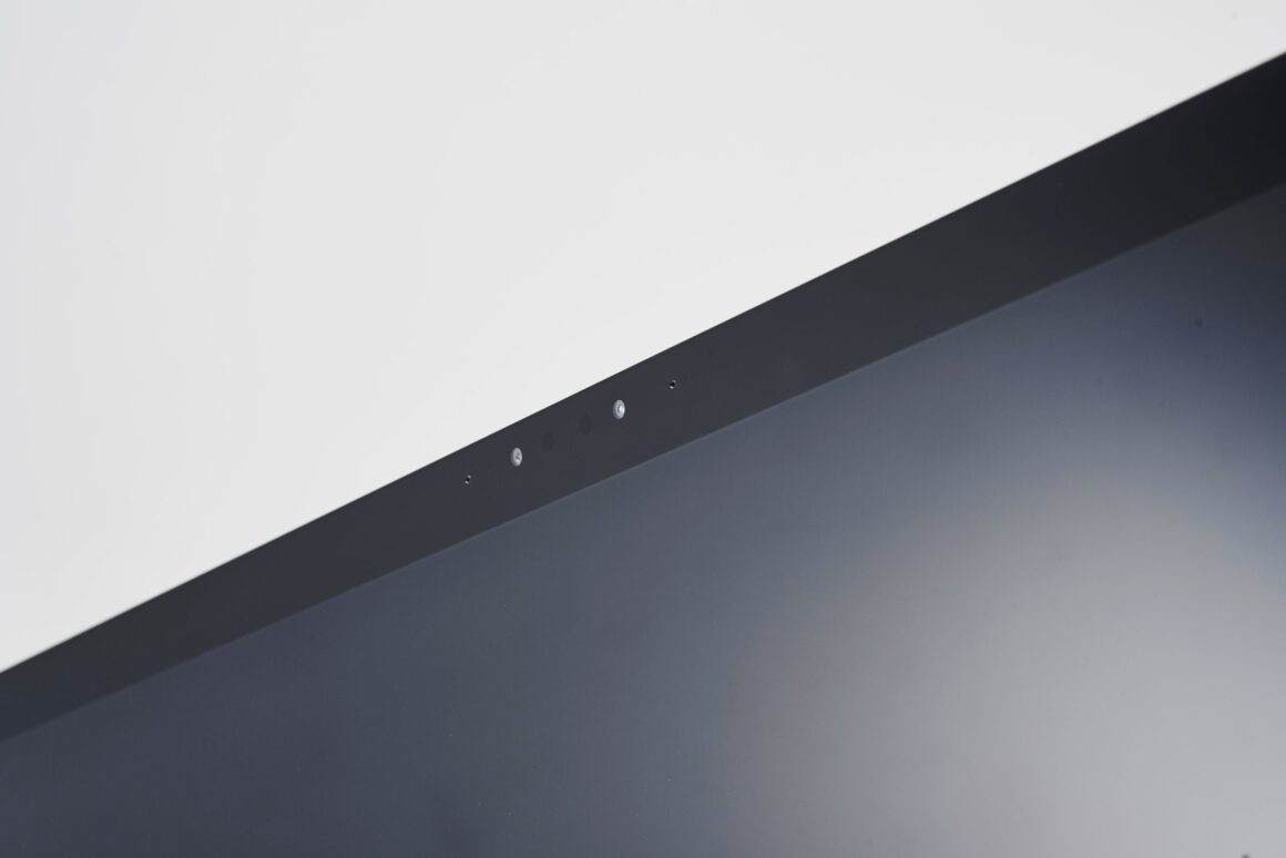 hackers-got-past-windows-hello-by-tricking-a-webcam Hackers got past Windows Hello by tricking a webcam