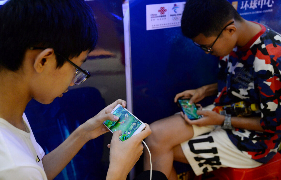 Tencent Uses Facial Recognition on Teenage Gamers