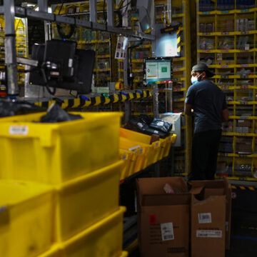 amazon-faces-wider-fight-over-labor-practices Amazon Faces Wider Fight Over Labor Practices