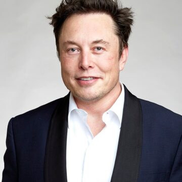 Elon Musk, in a Tweet, Shares Link From Site Known to Publish False News