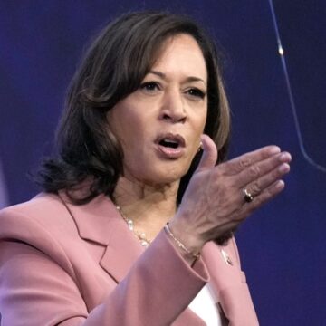 VP Kamala Harris talks with Florida teachers 'who simply want to teach the truth' VP Kamala Harris talks with Florida teachers ‘who simply want to teach the truth’