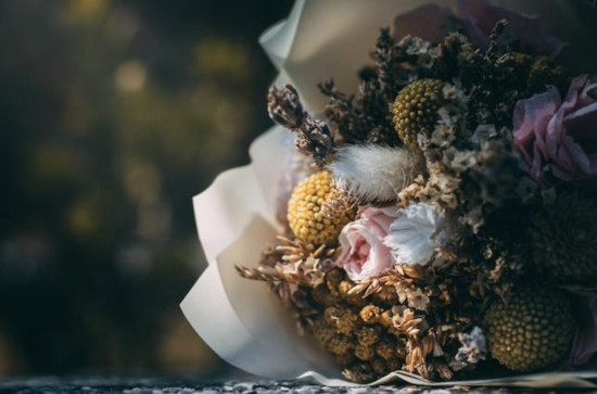 Men should know: Why flowers are important in a woman’s life. Men should know: Why flowers are important in a woman’s life.