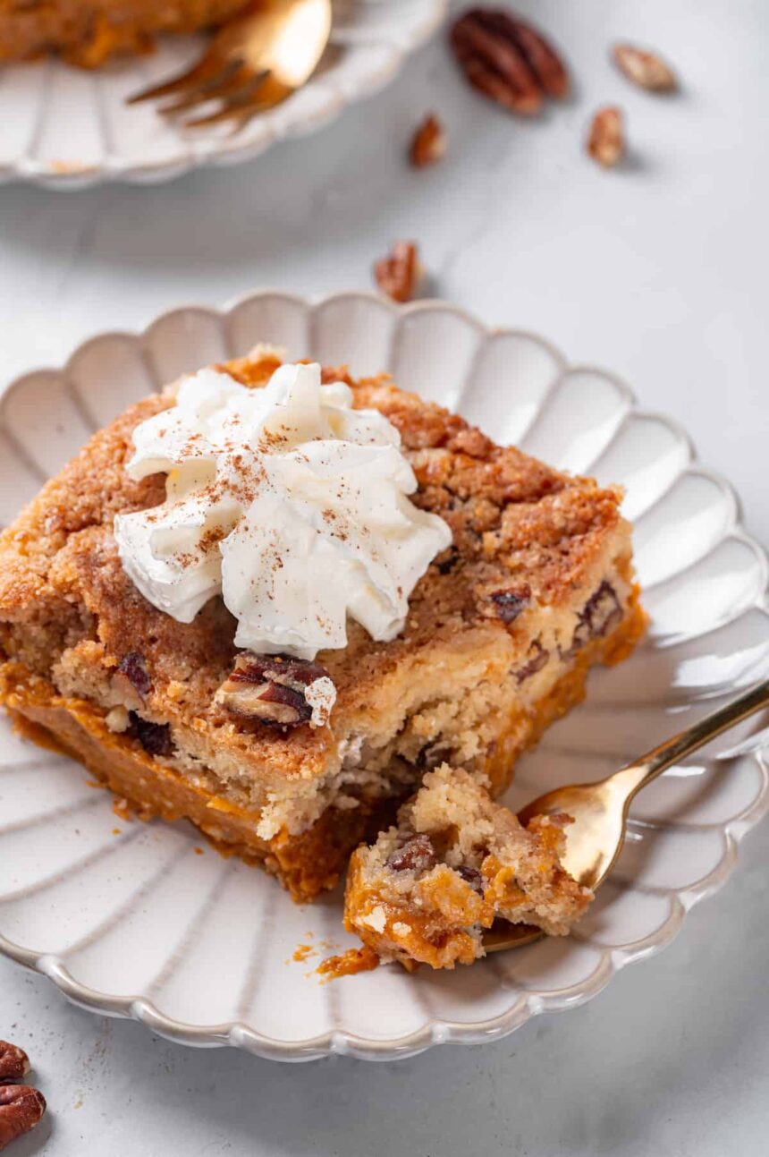 Pumpkin Dump Cake Pumpkin Dump Cake