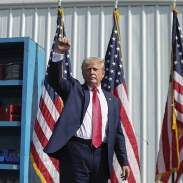 WATCH: Trump says the MF-bomb and people lose their minds (LANGUAGE WARNING) WATCH: Trump says the MF-bomb and people lose their minds (LANGUAGE WARNING)