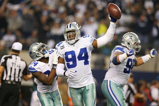 DeMarcus Ware to be inducted into Dallas Cowboys Ring of Honor as Jimmy Johnson waits in line DeMarcus Ware to be inducted into Dallas Cowboys Ring of Honor as Jimmy Johnson waits in line