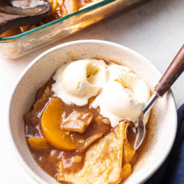 Peach Cobbler with Canned Peaches Peach Cobbler with Canned Peaches