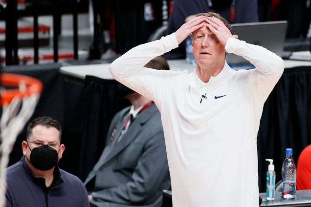 What does the end of the Damian Lillard-Terry Stotts reunion mean for Milwaukee? What does the end of the Damian Lillard-Terry Stotts reunion mean for Milwaukee?
