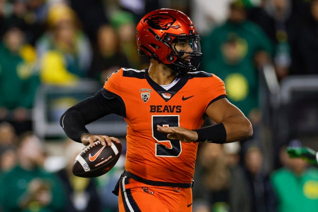 College football coaches’ least favorite time of the year is upon us — transfer time! College football coaches’ least favorite time of the year is upon us — transfer time!