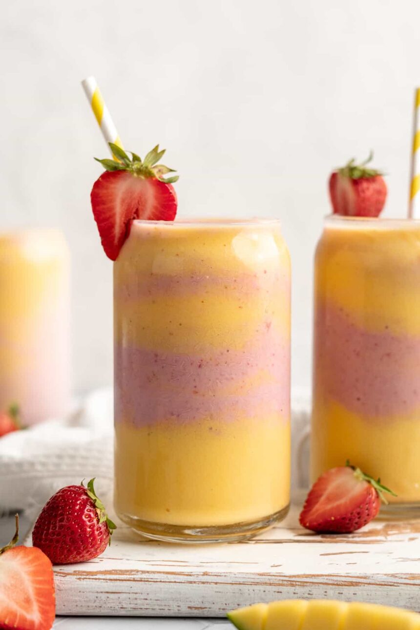 Strawberry Mango Smoothie Strawberry Mango Smoothie