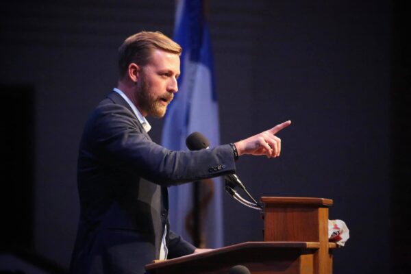 ‘A Deliberate Lie’: Oklahoma Schools’ Superintendent Lashes Out at Media After Department Is Sued for Demanding Teachers Pay Back Five-Figure Bonuses ‘A Deliberate Lie’: Oklahoma Schools’ Superintendent Lashes Out at Media After Department Is Sued for Demanding Teachers Pay Back Five-Figure Bonuses