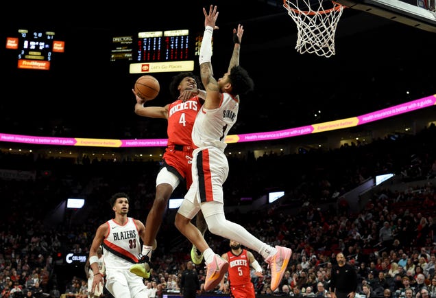 Jalen Green’s filthy jam over Anfernee Simons is Dunk of the Year Worthy Jalen Green’s filthy jam over Anfernee Simons is Dunk of the Year Worthy