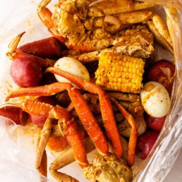 Louisiana Seafood Boil Recipe with Cajun Butter Sauce Louisiana Seafood Boil Recipe with Cajun Butter Sauce
