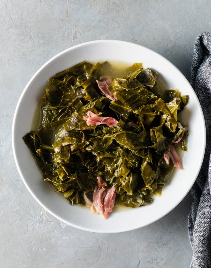 Southern Collard Greens Recipe with Smoked Turkey Southern Collard Greens Recipe with Smoked Turkey