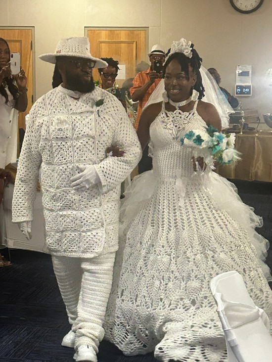 Bride and Groom Go Viral With Crochet Wedding Ensembles Bride and Groom Go Viral With Crochet Wedding Ensembles