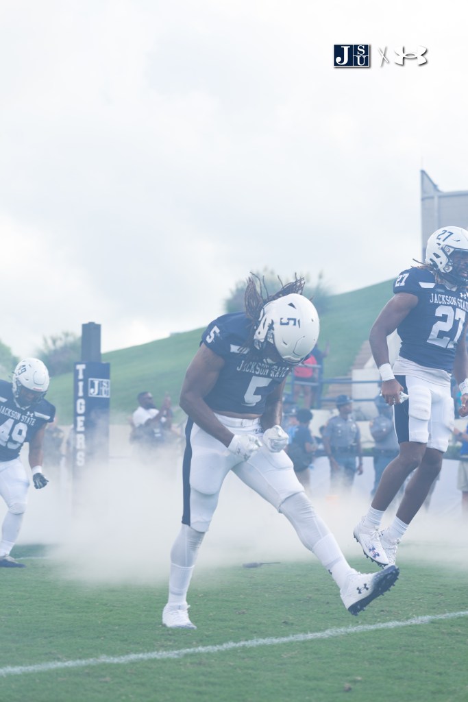 Memories of loved ones lost to gun violence motivate Jackson State player Irv Mulligan Memories of loved ones lost to gun violence motivate Jackson State player Irv Mulligan