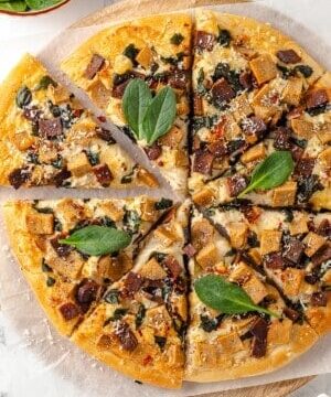 Alfredo Sauce Pizza