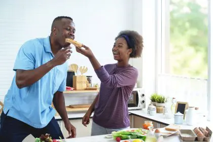 What dating a woman with a messy kitchen reveals What dating a woman with a messy kitchen reveals
