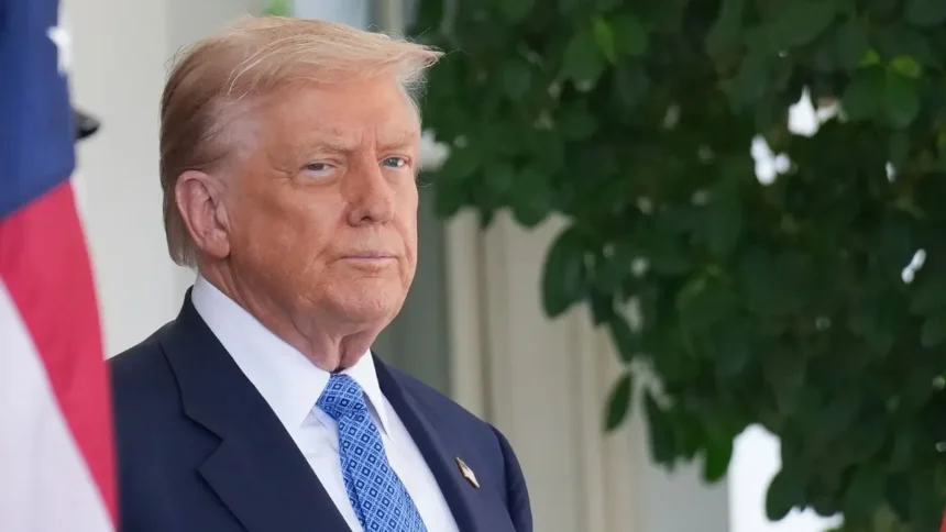 ‘It’s That Easy??’: Trump Destroys 40-Year Landmark Outside the White House After Reporter Said This One Thing—And Folks Are Still Shaking Their Heads