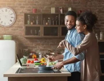 The little things men do that women can’t resist