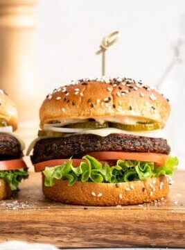 Meaty Beet Burgers Meaty Beet Burgers