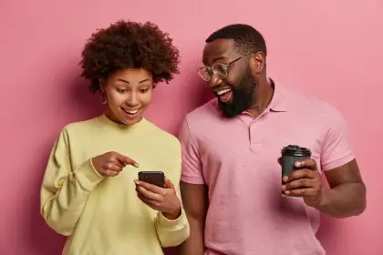The dangerous game of dating your best friend The dangerous game of dating your best friend