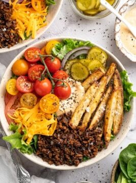 Vegan Cheeseburger Bowl Vegan Cheeseburger Bowl