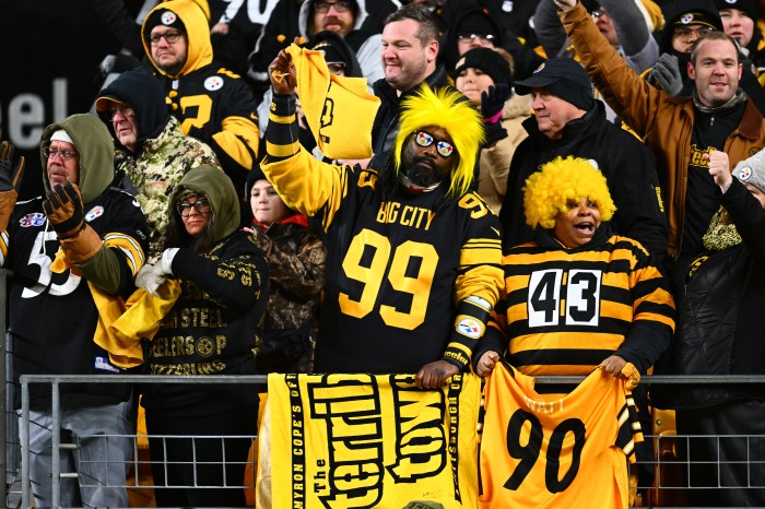 In a place like Pittsburgh, Mike Tomlin could never escape the shadow of race In a place like Pittsburgh, Mike Tomlin could never escape the shadow of race