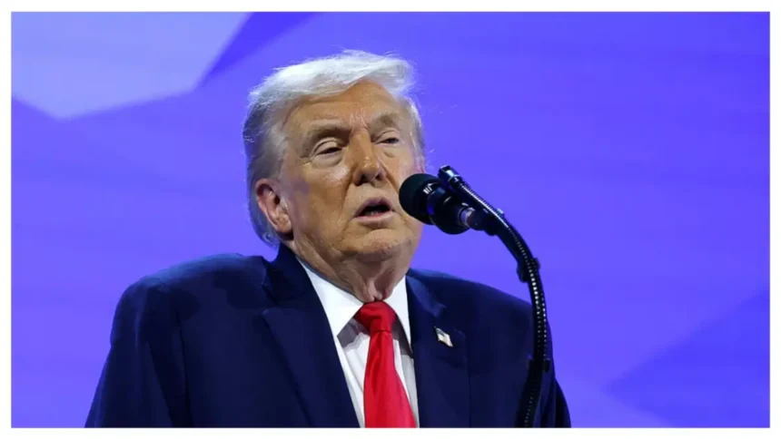 ‘Something’s Off!’: Viewers Swear They’ve Cracked the Mystery Behind Trump’s Rare AF1 Delay — and the Way He Stumbled Through Davos Just Made the Whole Thing Feel Louder