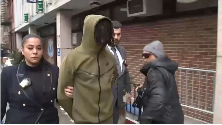 ‘This Is Unbelievable’: Viral Video Sparks Claims NYPD Framed Black Influencer Over Alleged Snowball ‘Attack’ — and Critics Say the Mayor May Be Involved ‘This Is Unbelievable’: Viral Video Sparks Claims NYPD Framed Black Influencer Over Alleged Snowball ‘Attack’ — and Critics Say the Mayor May Be Involved