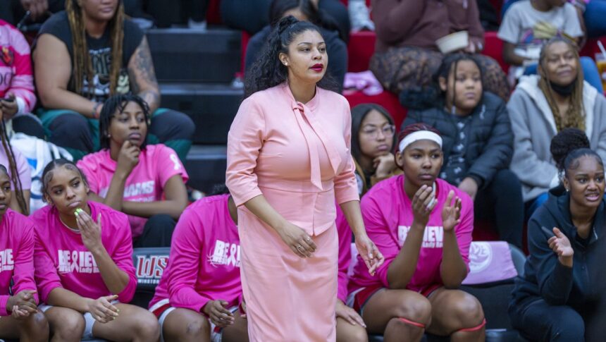 ‘We did this for you’: Winston-Salem State wins CIAA title for past and present players ‘We did this for you’: Winston-Salem State wins CIAA title for past and present players