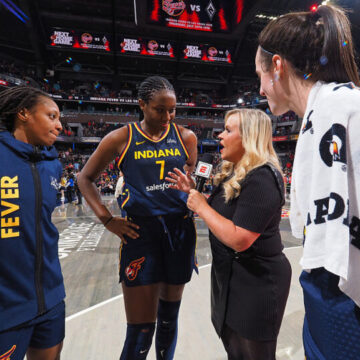 Kelsey Mitchell Re-Signs With Indiana Fever on One-Year Supermax Deal Kelsey Mitchell Re-Signs With Indiana Fever on One-Year Supermax Deal