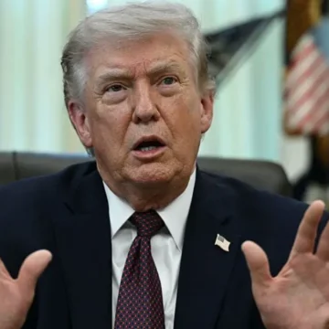 ‘My God, Look at Him’: Photo of Trump Hunched Over After Alleged Medical Scare Raises Concern as Viewers Freak Out Over Too Many Unexplainable Details ‘My God, Look at Him’: Photo of Trump Hunched Over After Alleged Medical Scare Raises Concern as Viewers Freak Out Over Too Many Unexplainable Details