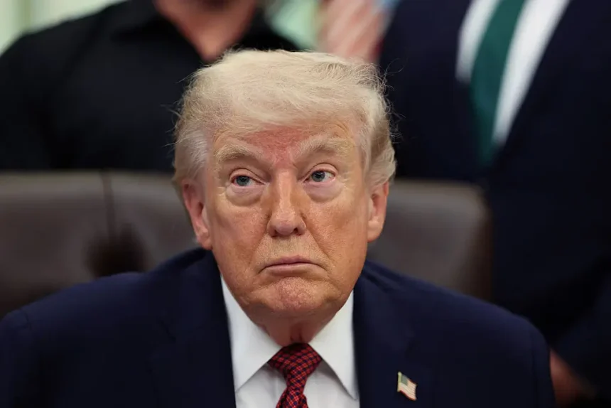 ‘You’re a Disgrace!’: Donald Trump Insults Black Female Reporter As She Tries to Hold Him Accountable and Viewers Zero in On a Familiar Pattern