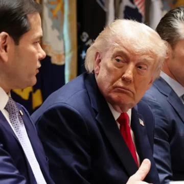 ‘OMG’: Rubio Repeatedly Tries to Pull Trump Back Into the Briefing During Painfully Awkward Live Moment Before Hegseth Makes His Own Rescue Attempt ‘OMG’: Rubio Repeatedly Tries to Pull Trump Back Into the Briefing During Painfully Awkward Live Moment Before Hegseth Makes His Own Rescue Attempt