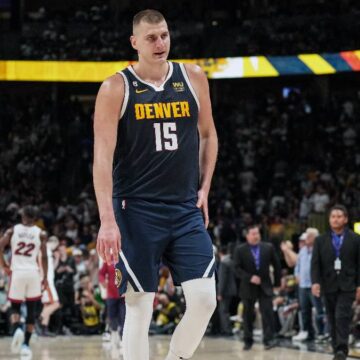 3 NBA Teams That Need To Hit Big This Offseason 3 NBA Teams That Need To Hit Big This Offseason
