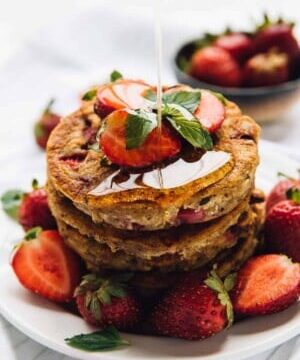 Gluten-Free Vegan Strawberry Pancakes Gluten-Free Vegan Strawberry Pancakes