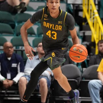 Los Angeles Lakers rookie Cameron Carr follows father’s footsteps to NBA