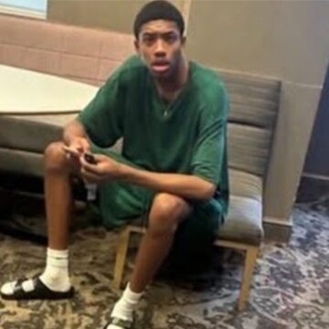 ‘Ain’t No Way!’: Man Drives Away in $90K BMW After Allegedly Telling Georgia Hotel Valet He Was a Professional Basketball Player ‘Ain’t No Way!’: Man Drives Away in $90K BMW After Allegedly Telling Georgia Hotel Valet He Was a Professional Basketball Player