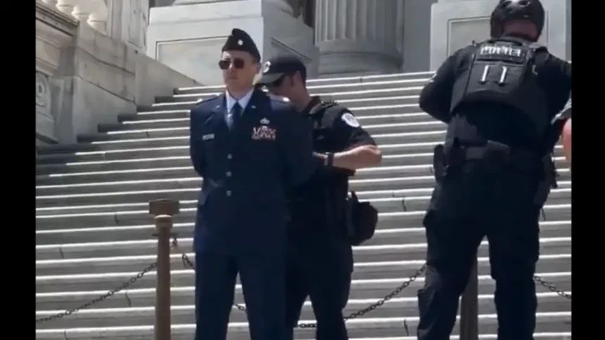 ‘Wouldn’t be MAGA Without Hypocrisy’: Pentagon Hires Marine Convicted Under Same Rare Law While Airman Sits in Solitary for Exposing Trump