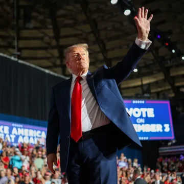 ‘Absolute Legend’: Trump’s Speech Gets Hijacked by a Defiant Heckler, Then MAGA Tries to Run Her Out, But She Gives Them a Send-Off They Won’t Forget