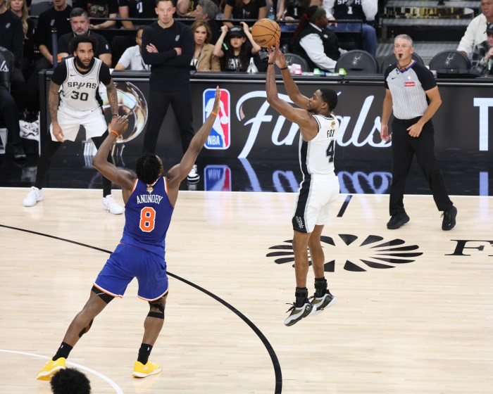 De’Aaron Fox isn’t dwelling on past, only getting back to NBA Finals De’Aaron Fox isn’t dwelling on past, only getting back to NBA Finals