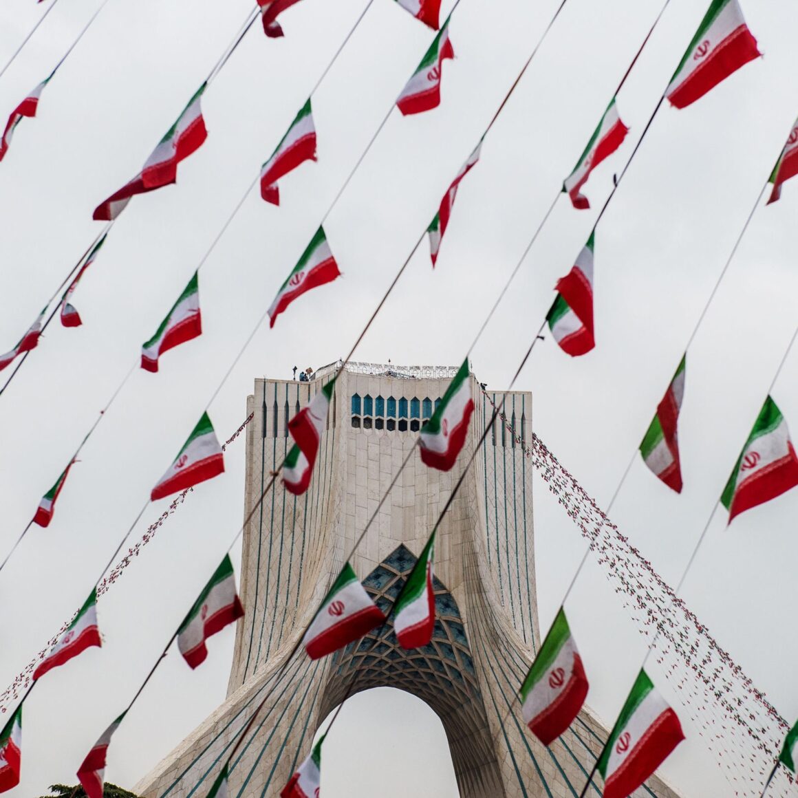 Facebook catches Iranian spies catfishing US military targets