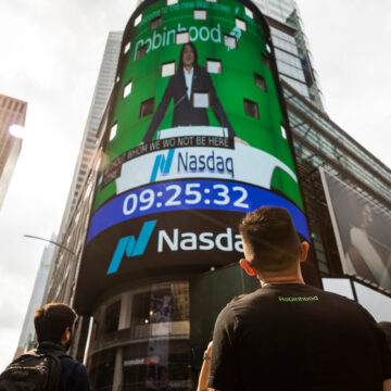 Robinhood I.P.O.: Shares Fall 8.4%