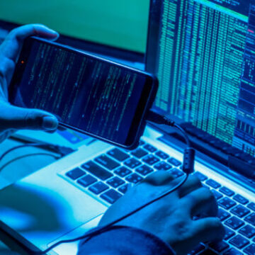 New “Glowworm attack” recovers audio from devices’ power LEDs