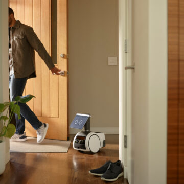 Amazon Swears Astro, Its New Robot, Is More Than Alexa on Wheels