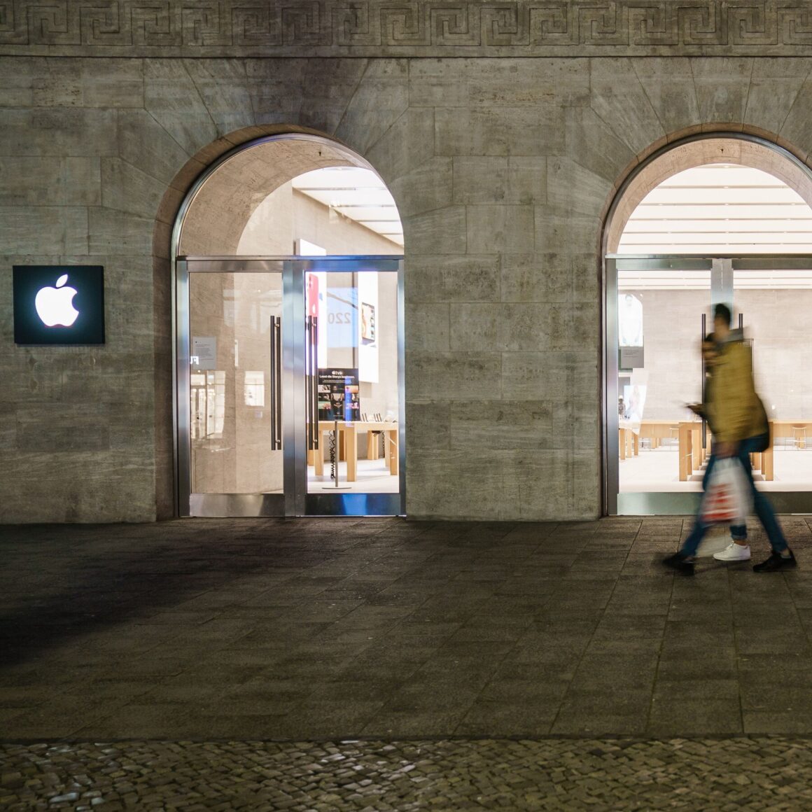 Cybersecurity Experts Sound Alarm on Apple and E.U. Phone Scanning Plans