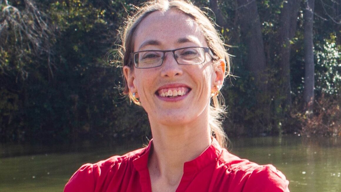 Another Apple Worker Says the Company Retaliated Against Her