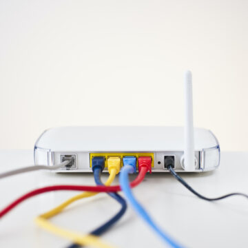 300,000 MikroTik routers are ticking security time bombs, researchers say
