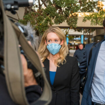 Elizabeth Holmes Trial Nears Finish as Closing Arguments End